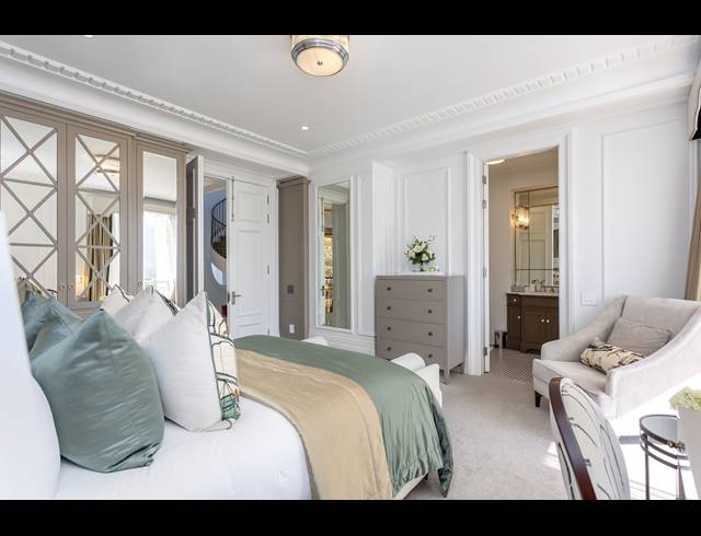 6 BEDROOM FREESTANDING TO LET IN BISHOPSCOURT